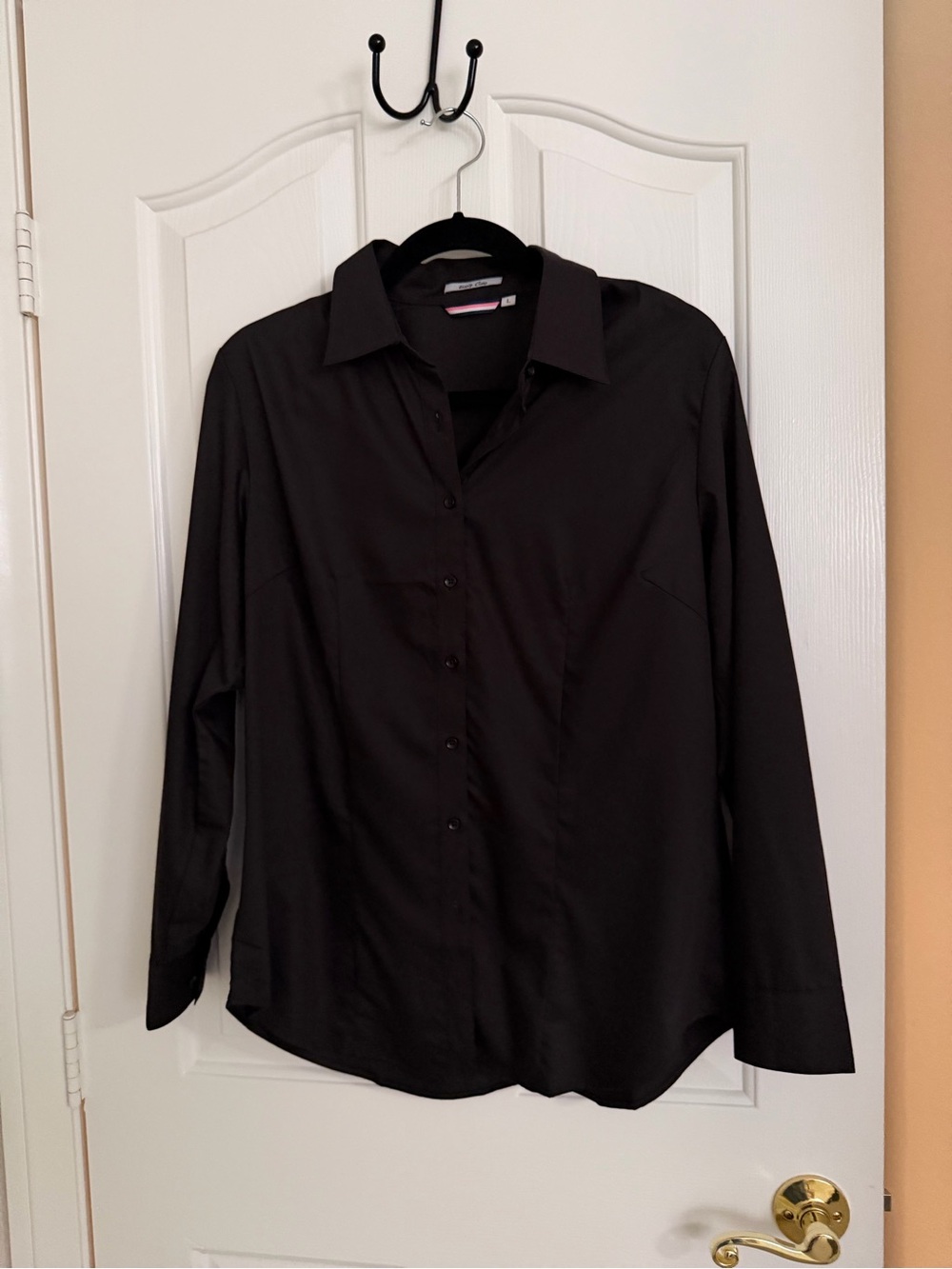 Men's Black Button-Up Dress Shirt - Classic Long Sleeve